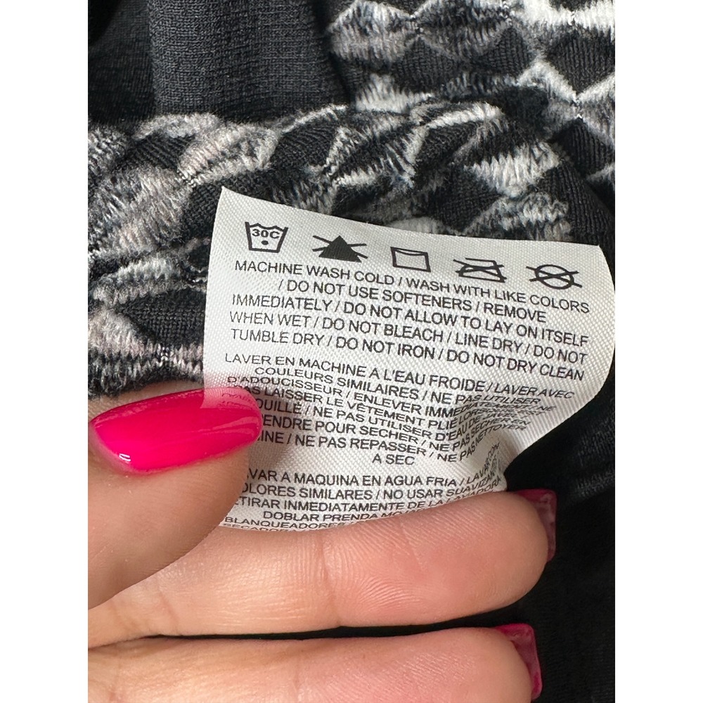 Nike Pro Hyperwarm Training Top Large Black White Geometric Turtleneck L/S Run - Picture 8 of 8